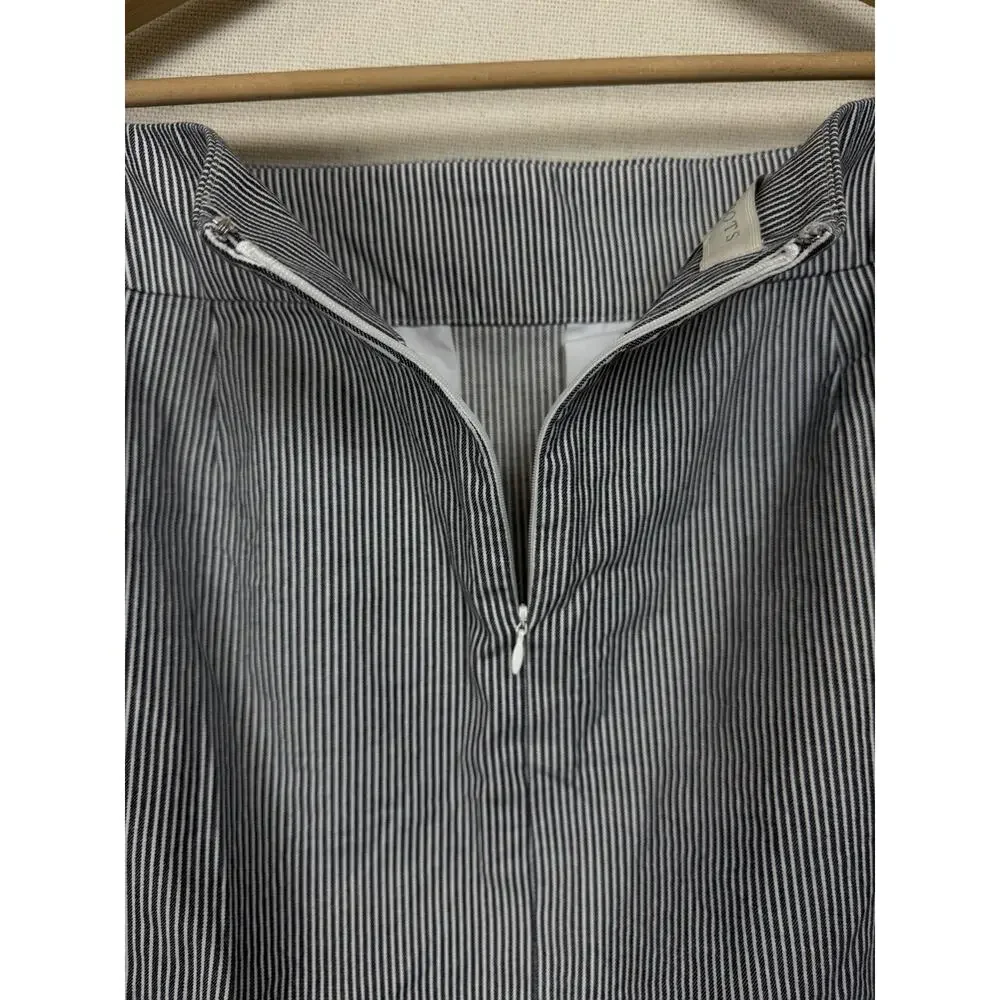 Loft Skirt size 8 Blue White‎ Pinstripes Seersucker Pockets Spring Summer Easter